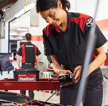 Service Center | Fremont Toyota Lander in Lander WY