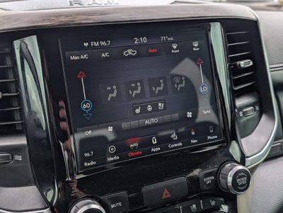 2019 RAM 1500 Laie Crew Cab 4x4 5'7' Box