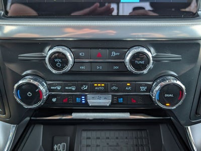 2025 Ford F-150 Lariat 157"