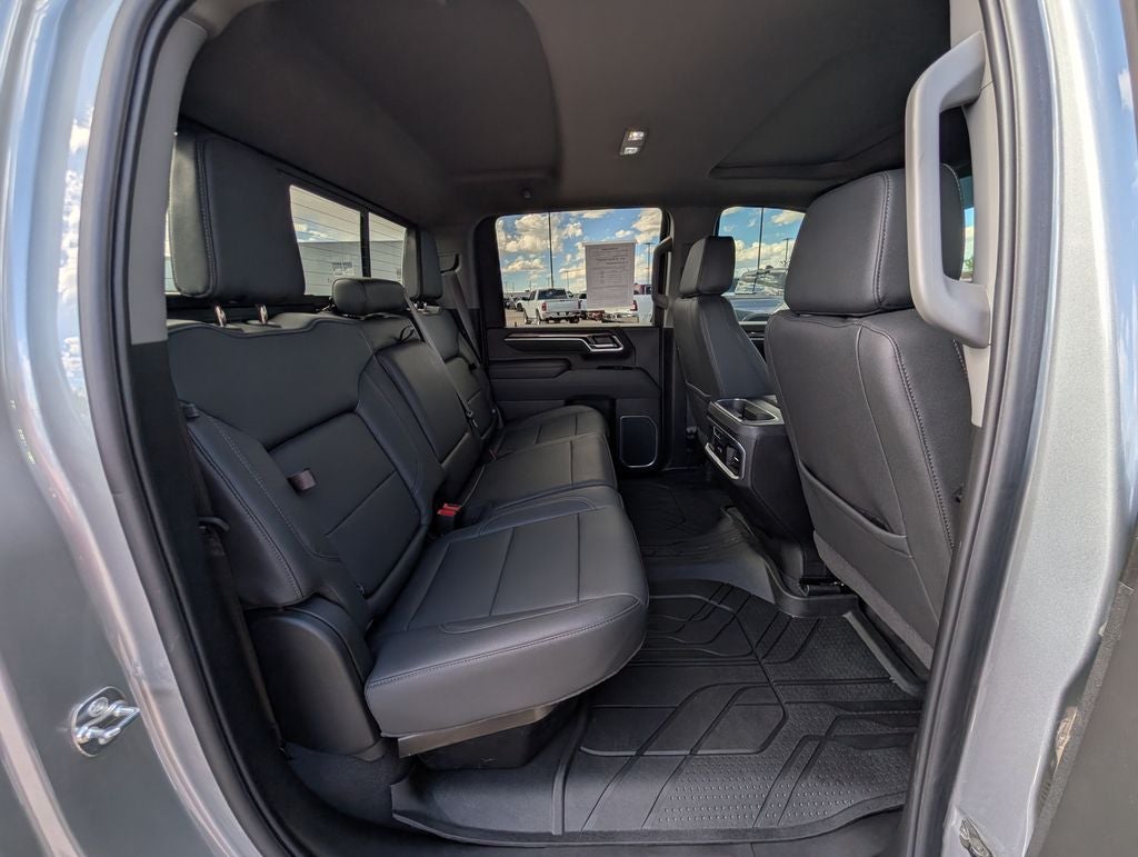 2026 Chevrolet Silverado 3500HD Crew Cab, Long Bed, LTZ Dual Rear Wheel, RWD