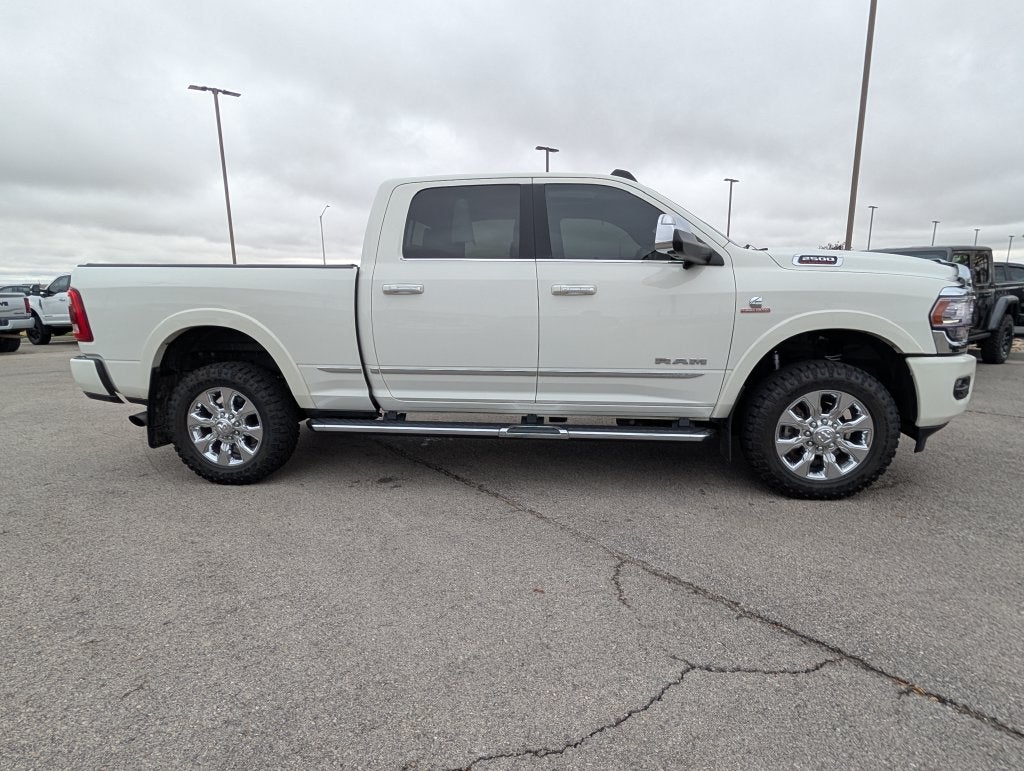 2022 RAM 2500 Limited Crew Cab 4x4 6'4' Box