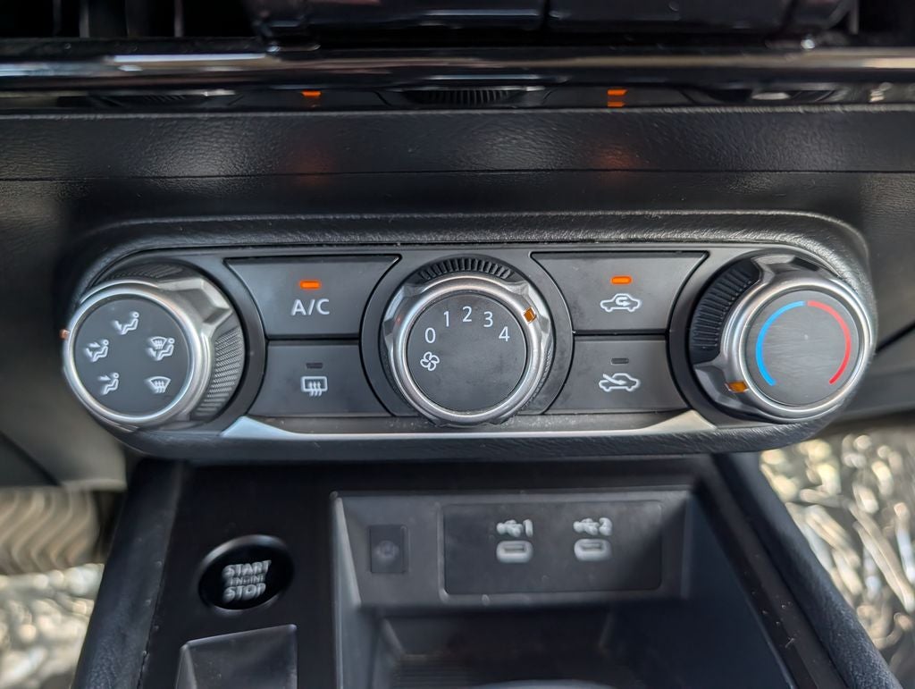 2025 Nissan Kicks SV Intelligent AWD