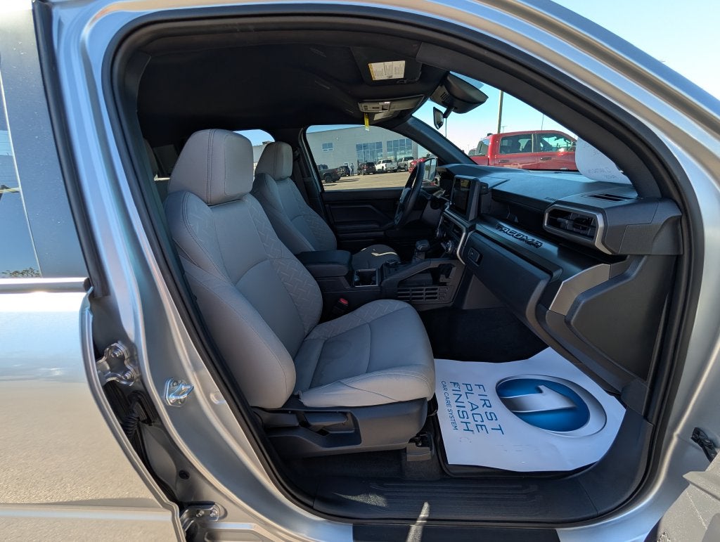 2025 Toyota Tacoma SR5