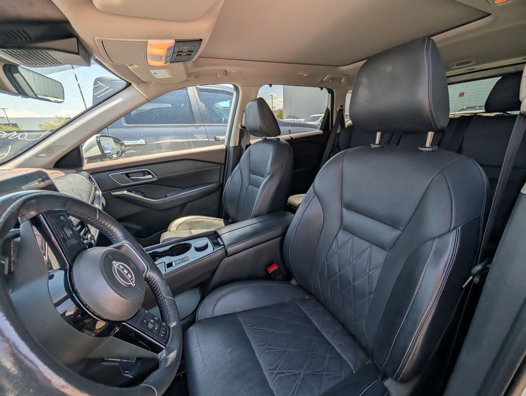 2022 Nissan Rogue Platinum AWD