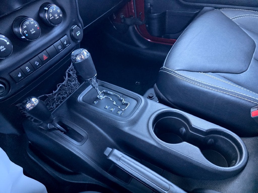 2013 Jeep Wrangler Unlimited Sahara