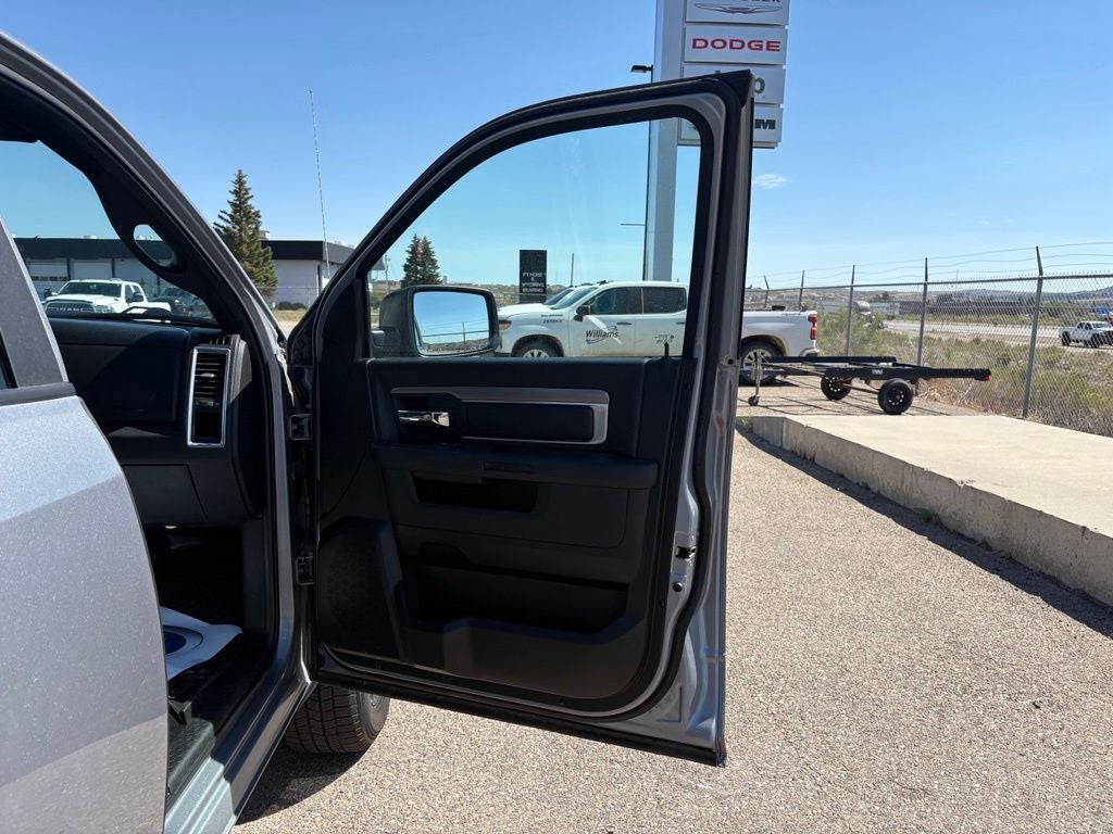 2024 RAM 1500 Warlock