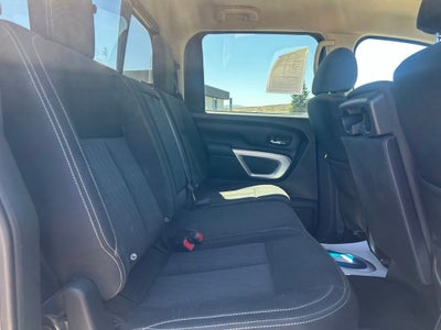 2019 Nissan Titan SV