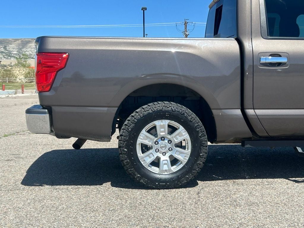 2019 Nissan Titan SV