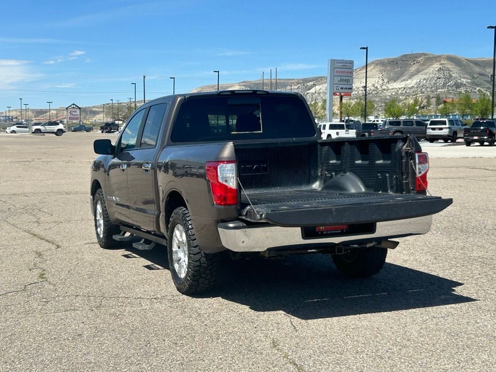 2019 Nissan Titan SV