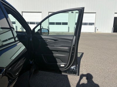 2018 Honda Ridgeline Black Edition