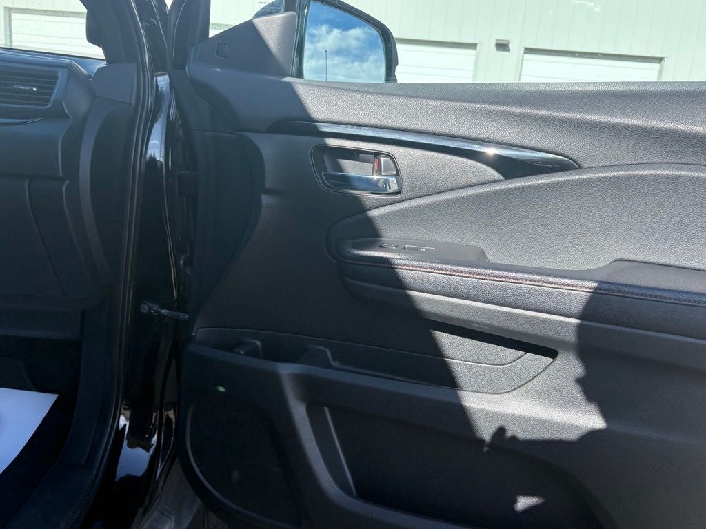 2018 Honda Ridgeline Black Edition