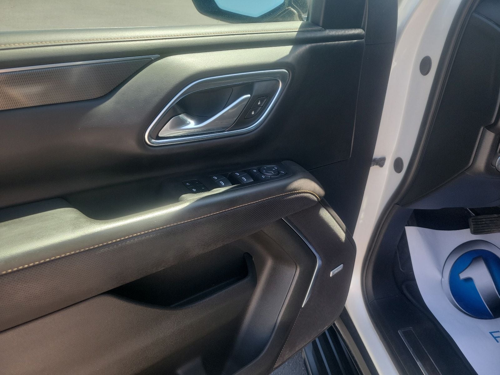 2024 GMC Yukon AT4 - Photo 15