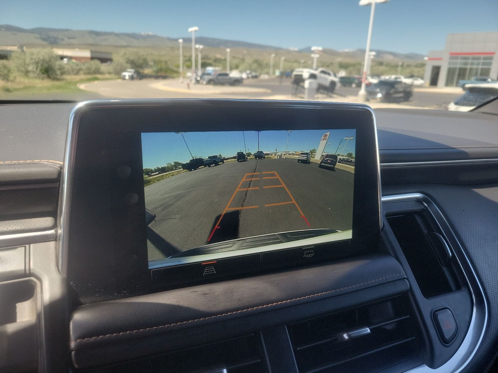 2024 GMC Yukon AT4 - Photo 31