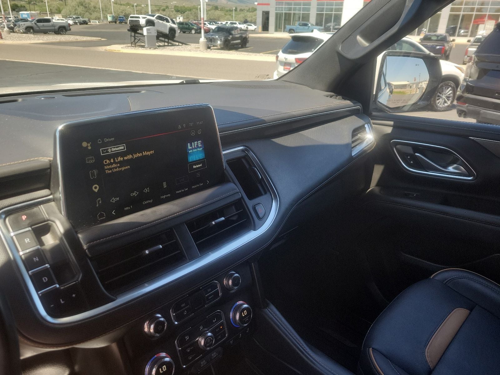 2024 GMC Yukon AT4 - Photo 32