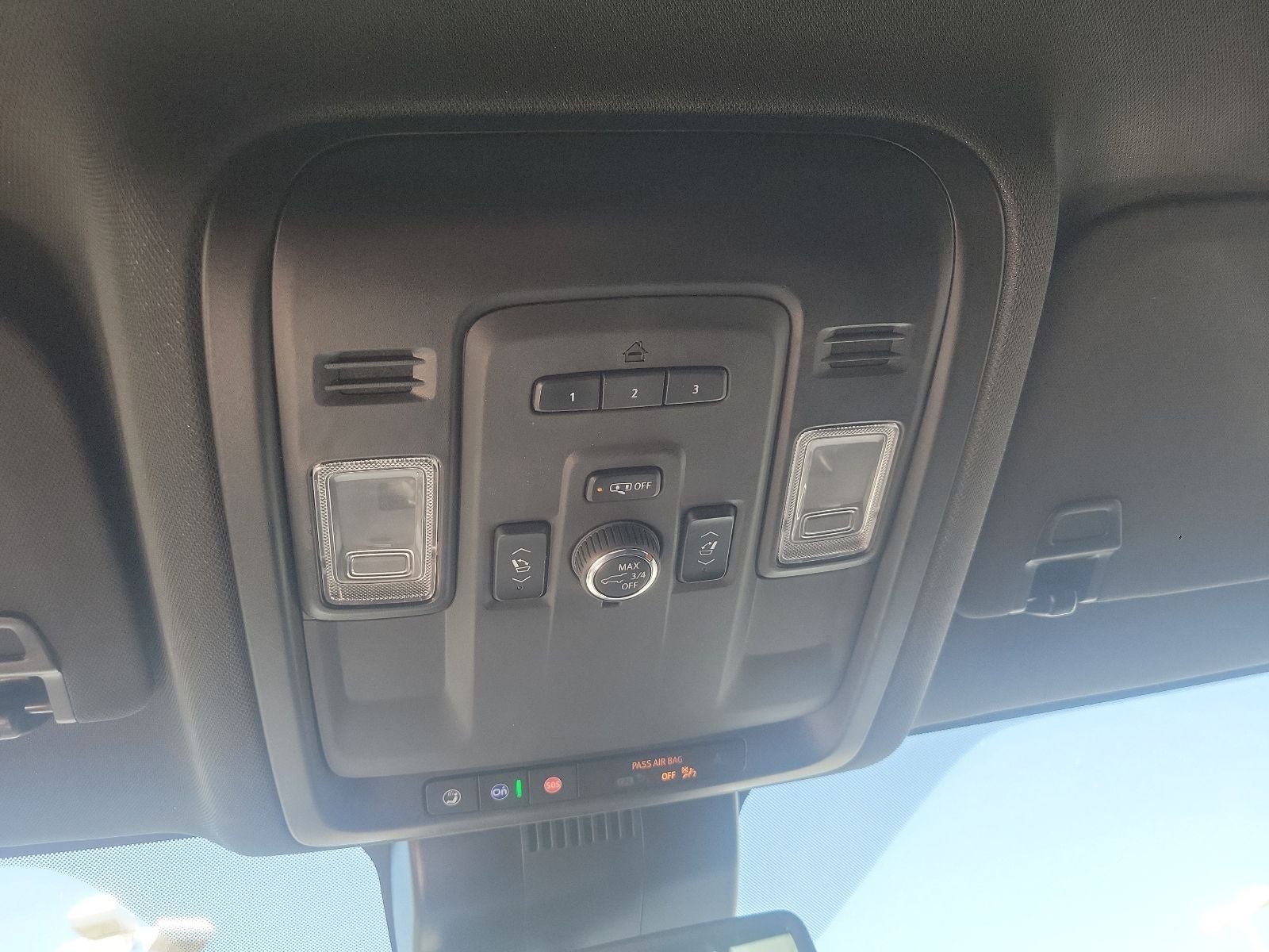 2024 GMC Yukon AT4 - Photo 33