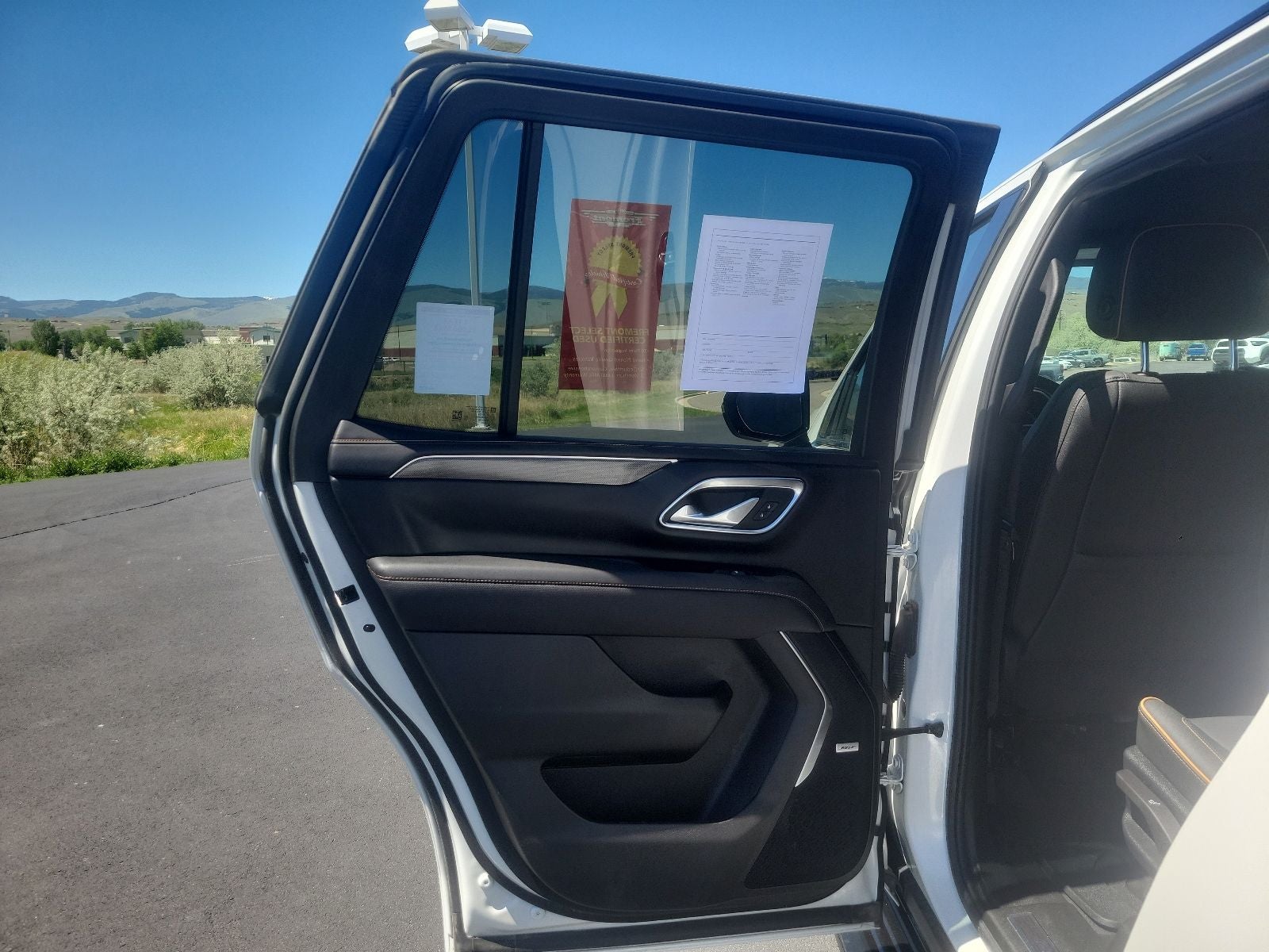 2024 GMC Yukon AT4 - Photo 37