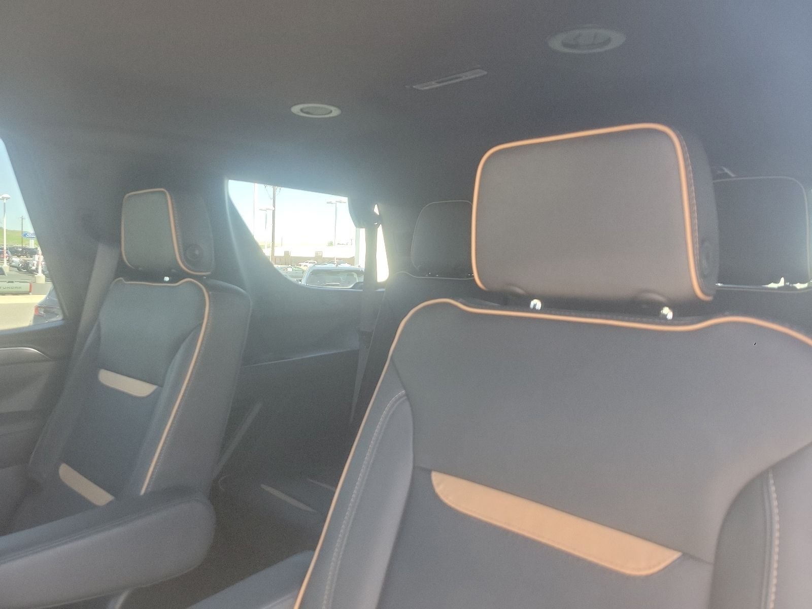 2024 GMC Yukon AT4 - Photo 40