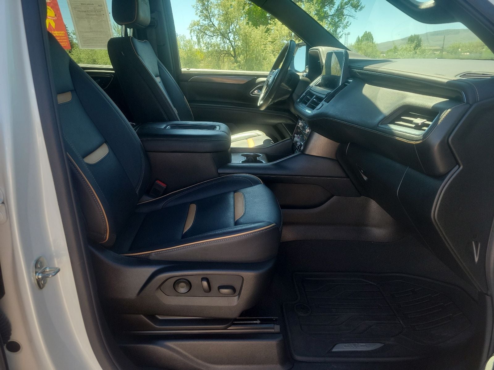 2024 GMC Yukon AT4 - Photo 50
