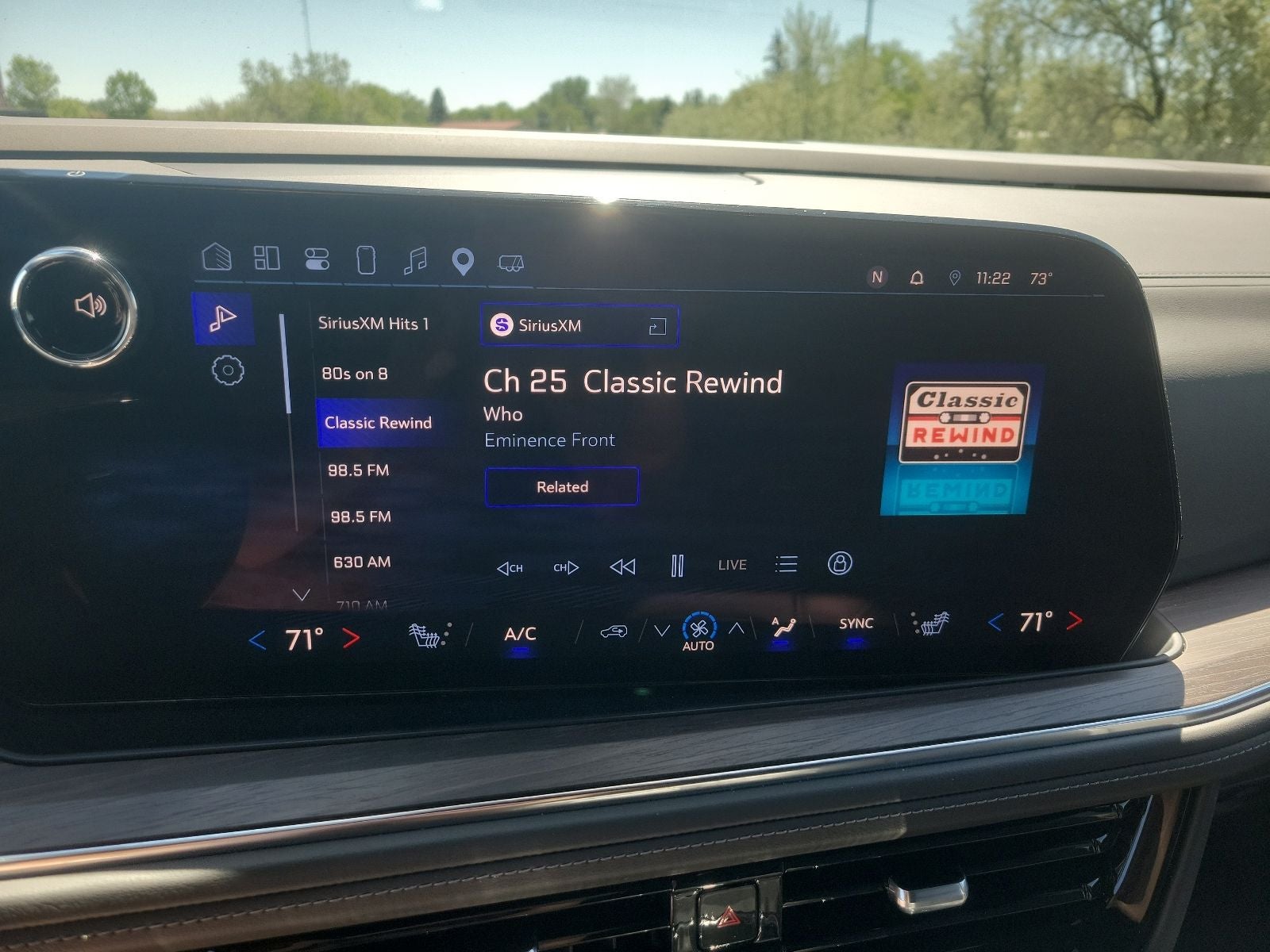 2025 Chevrolet Suburban Z71 - Photo 26