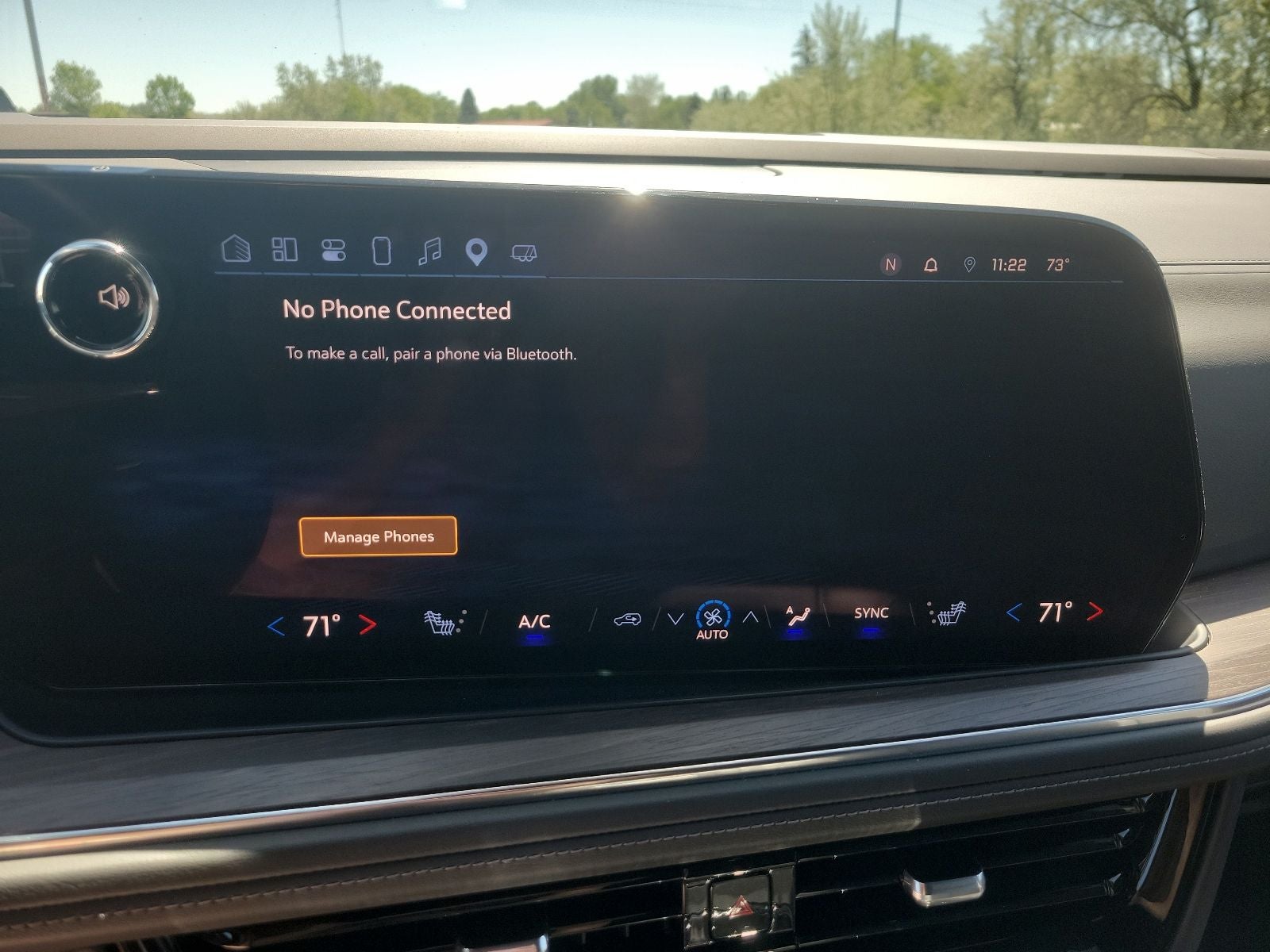 2025 Chevrolet Suburban Z71 - Photo 29