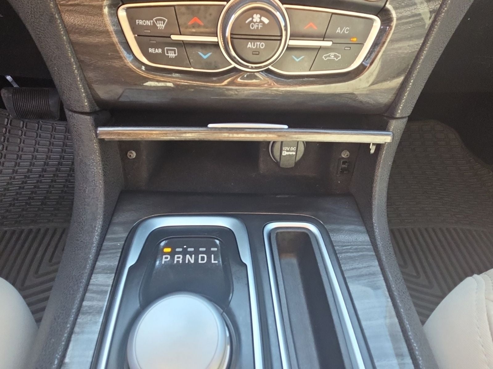2020 Chrysler 300 Touring
