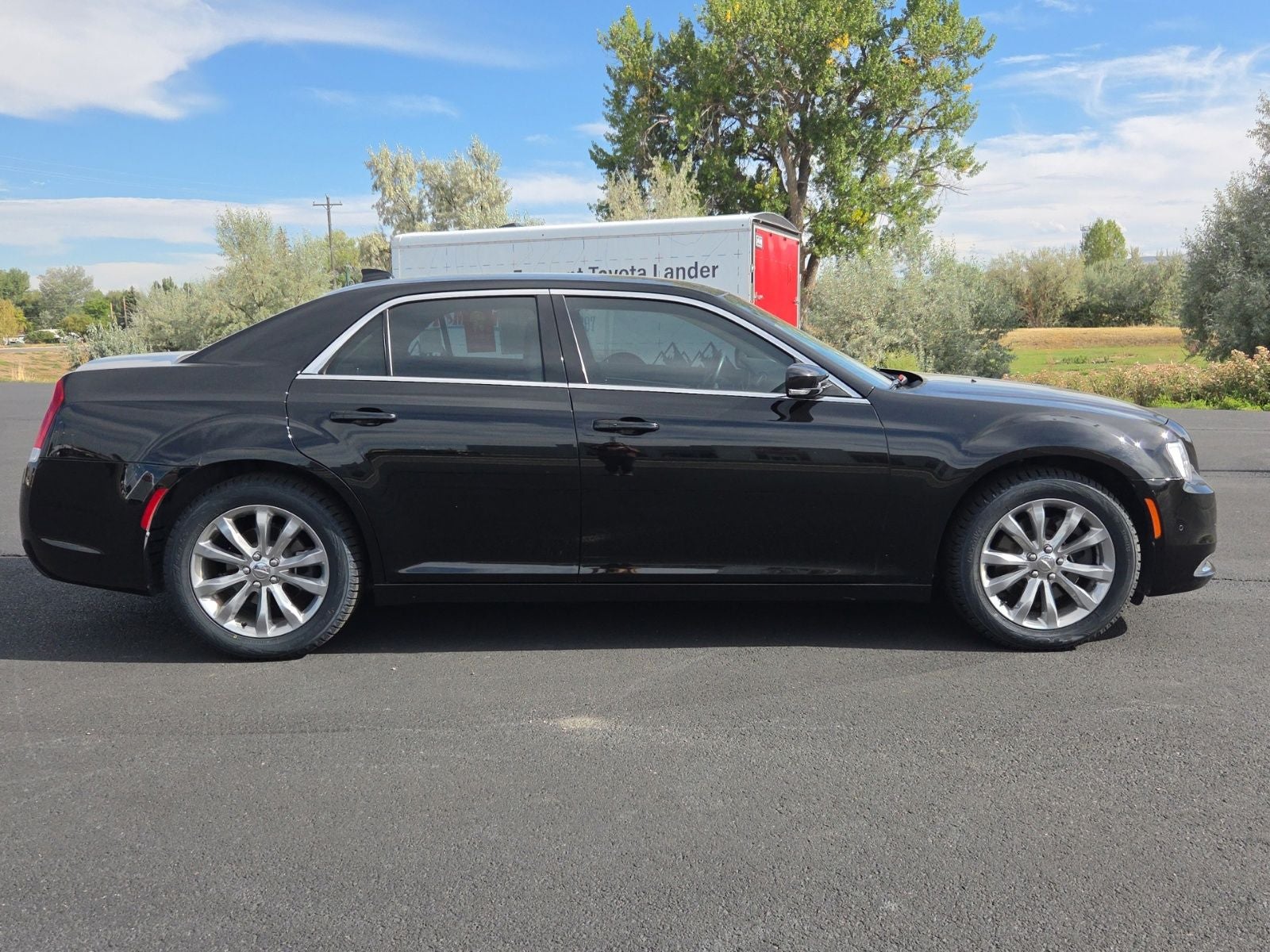 2020 Chrysler 300 Touring