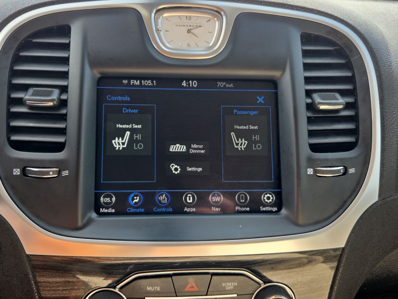 2020 Chrysler 300 Touring