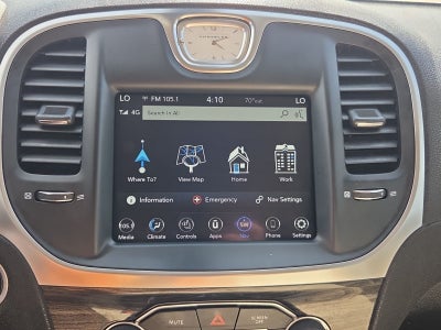2020 Chrysler 300 Touring