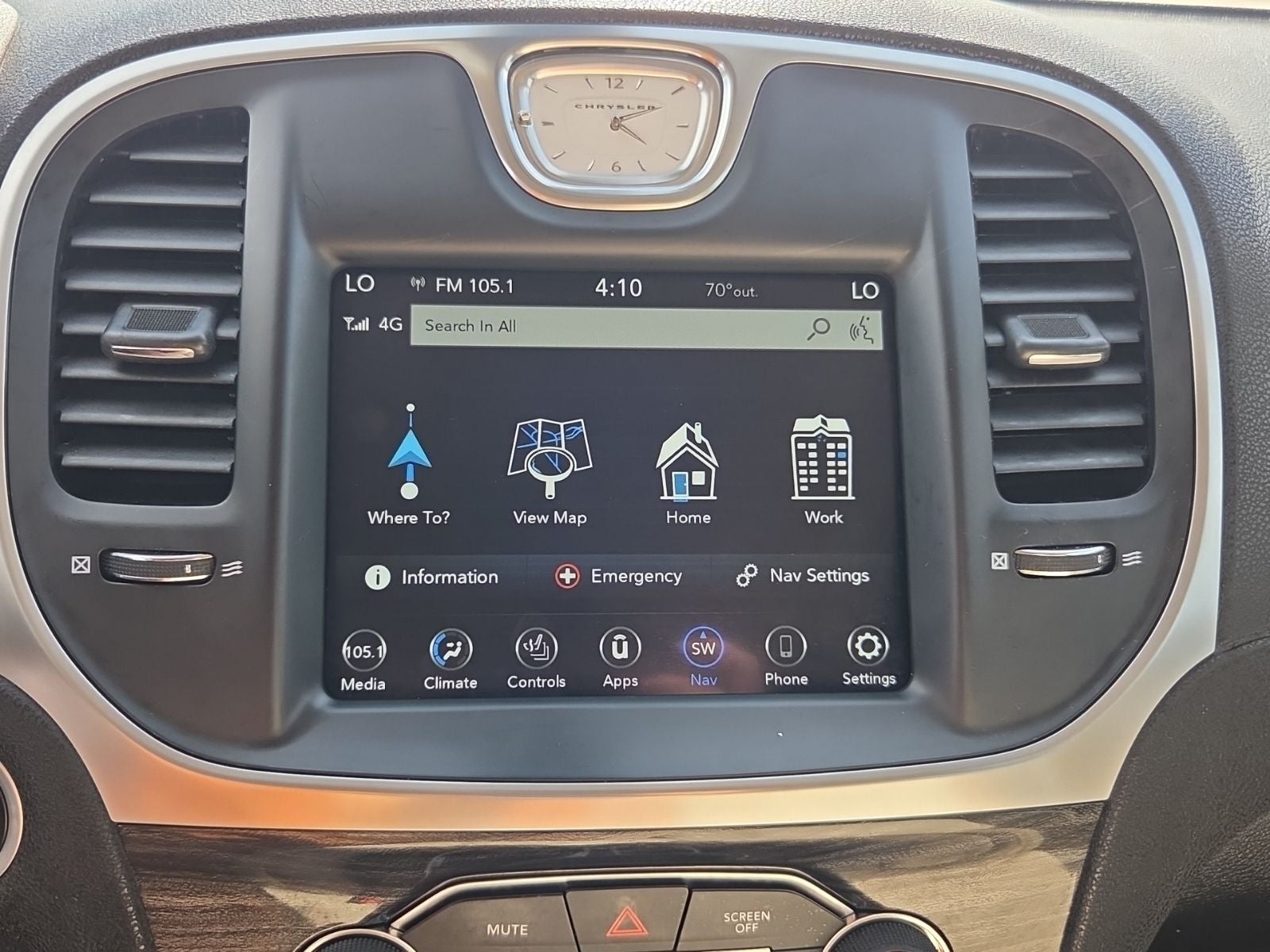 2020 Chrysler 300 Touring