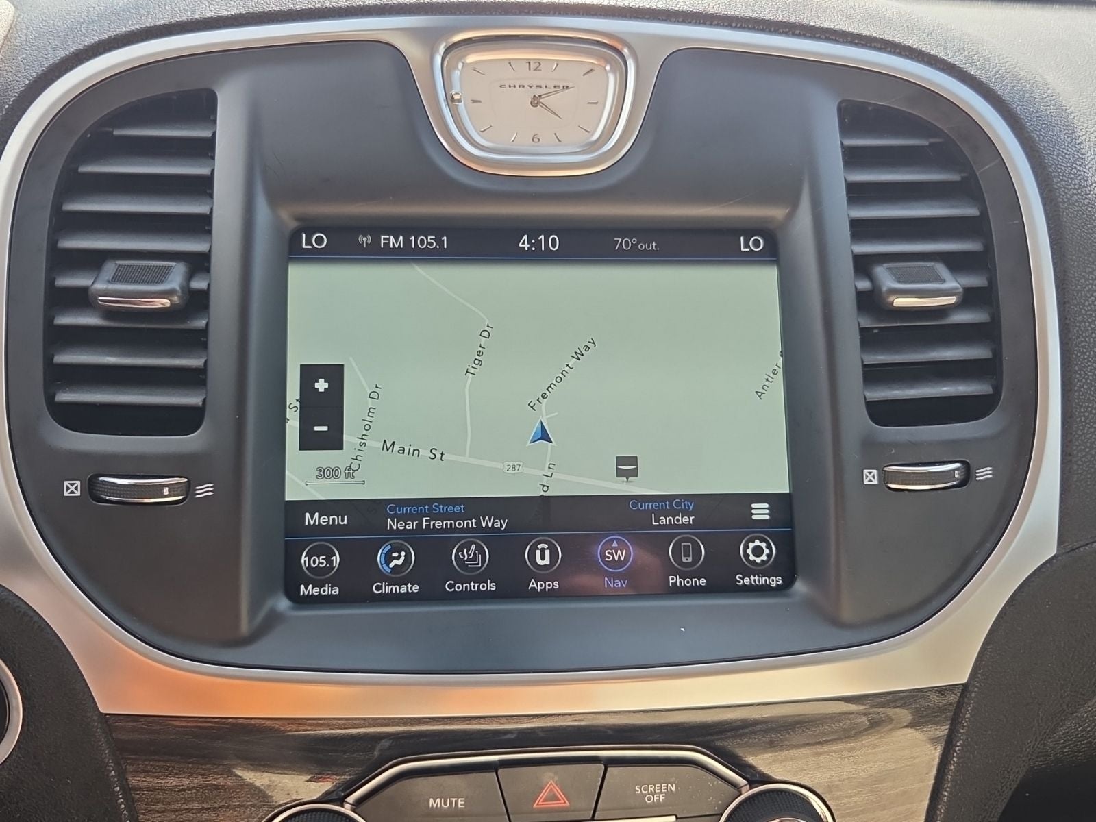 2020 Chrysler 300 Touring
