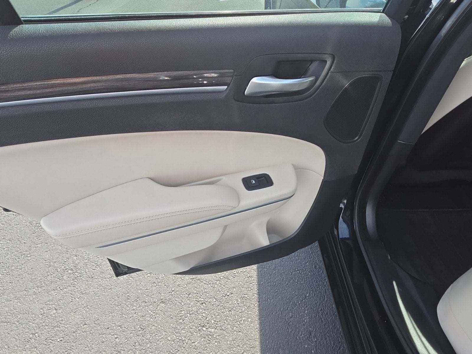 2020 Chrysler 300 Touring