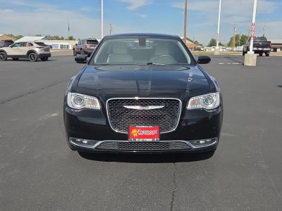2020 Chrysler 300 Touring