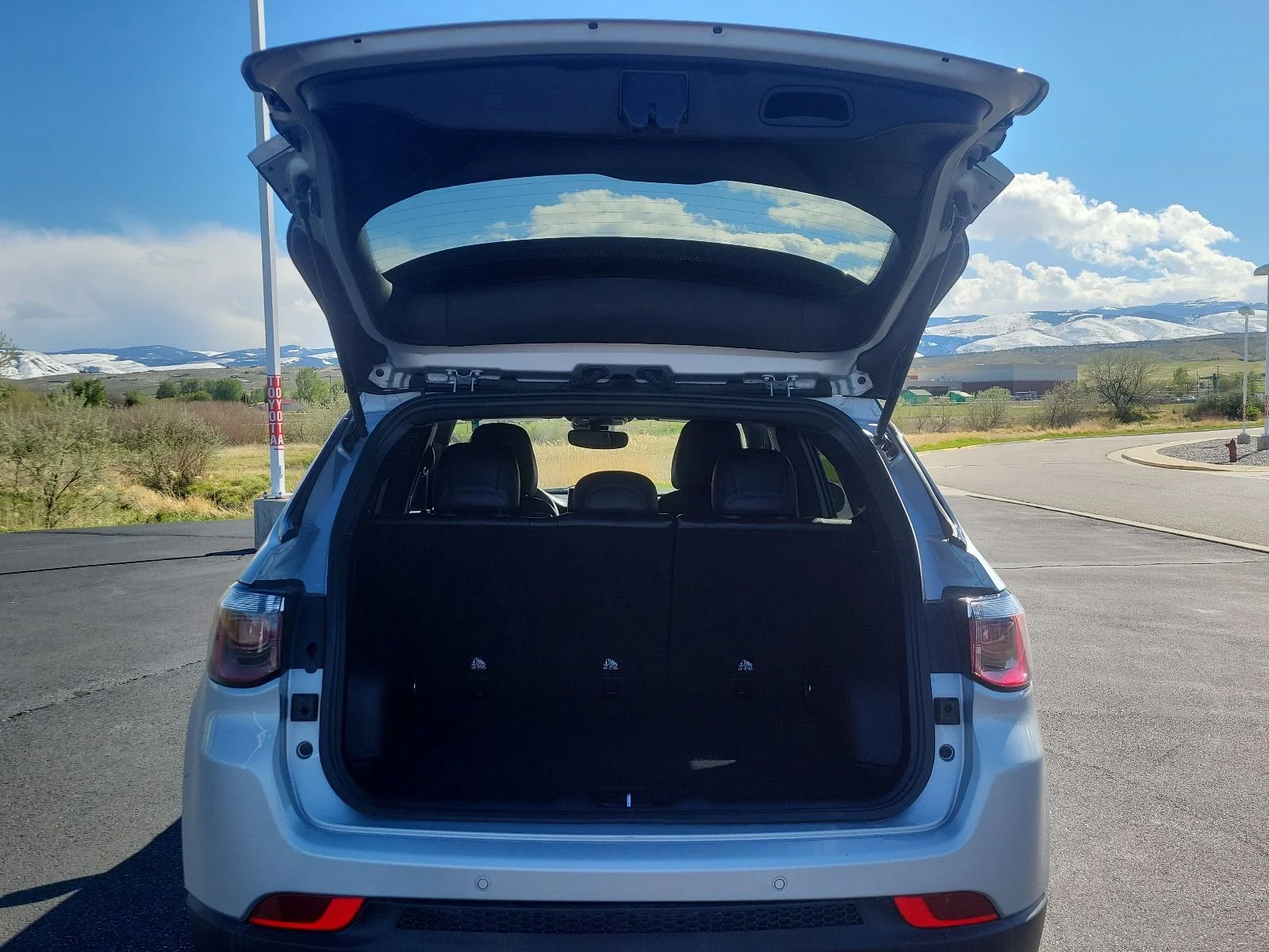 2024 Jeep Compass Trailhawk - Photo 8