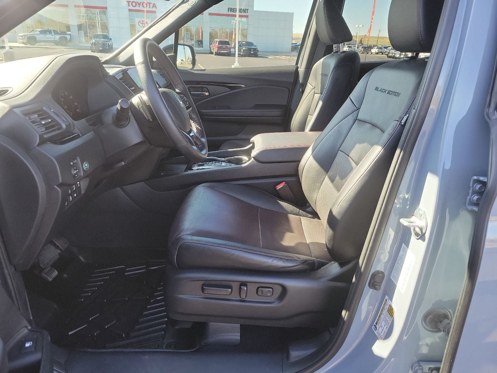 2024 Honda Ridgeline Black Edition - Photo 13