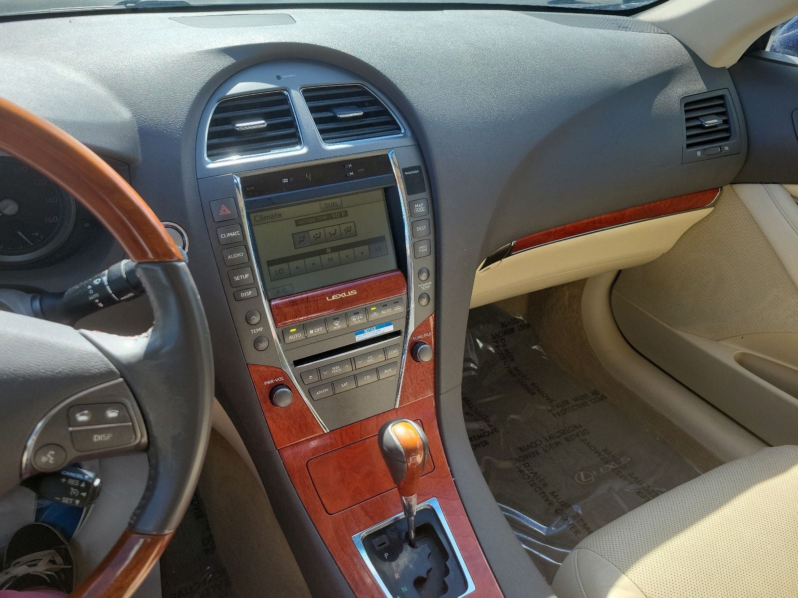 2010 Lexus ES 350 - Photo 21