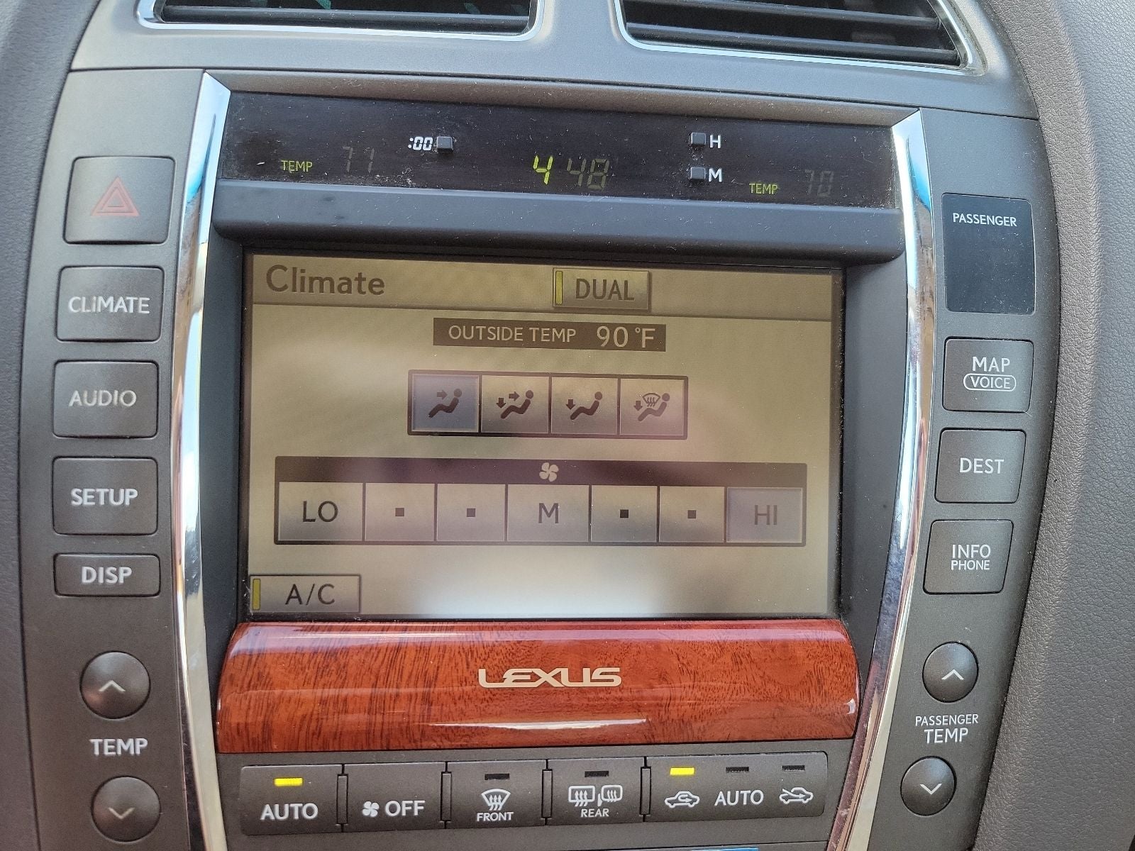 2010 Lexus ES 350 - Photo 28