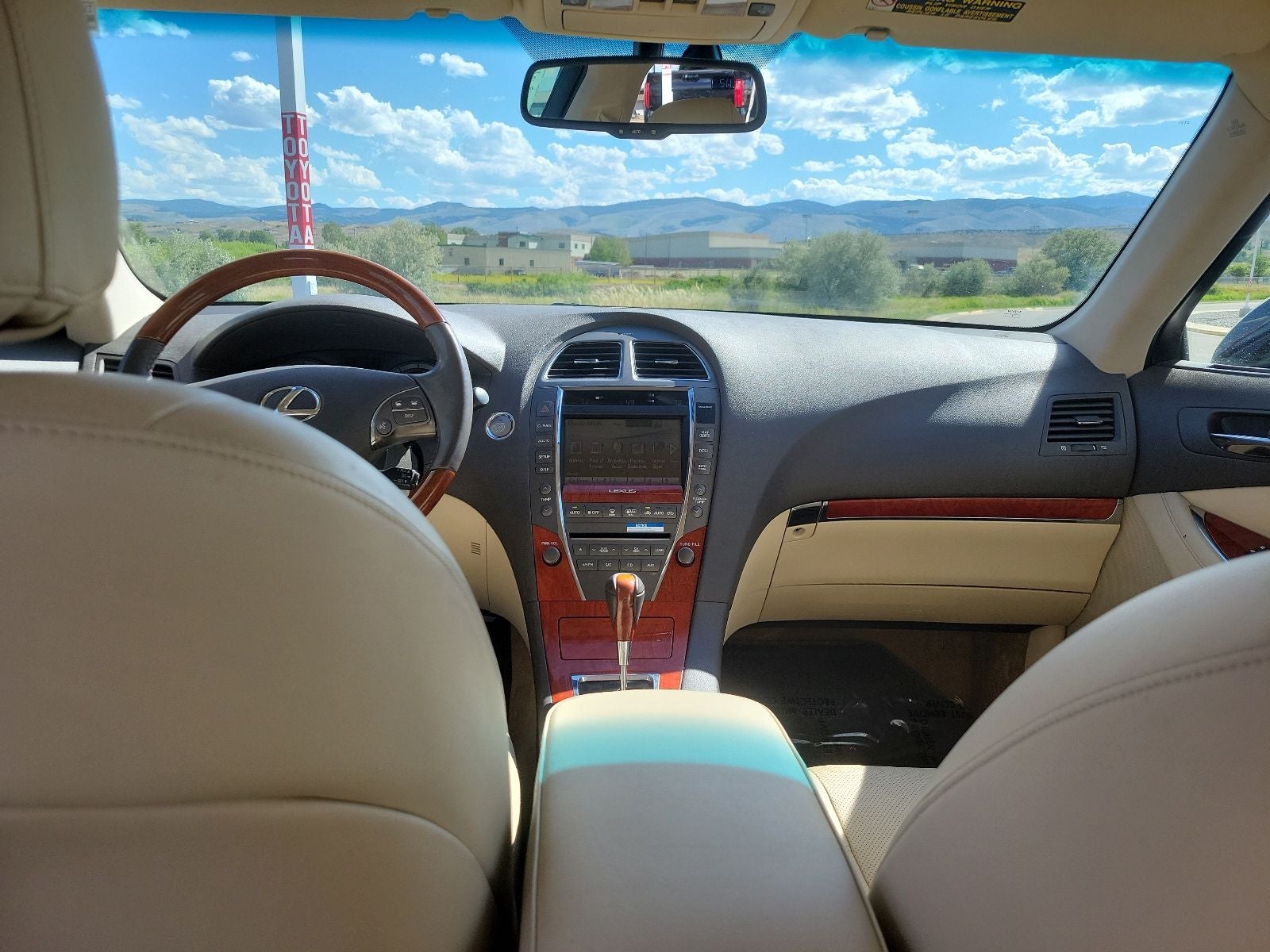 2010 Lexus ES 350 - Photo 41