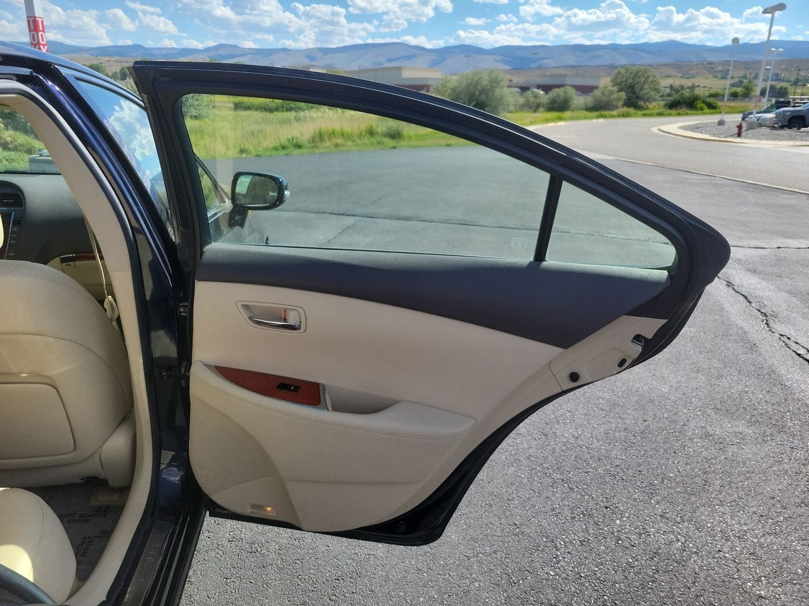 2010 Lexus ES 350 - Photo 42