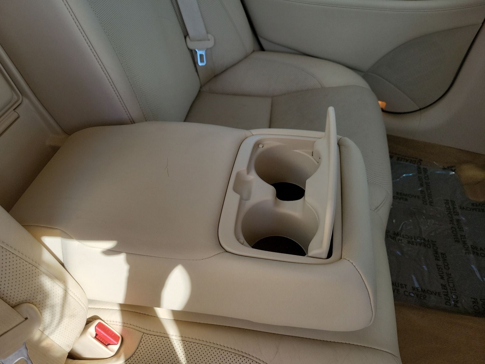 2010 Lexus ES 350 - Photo 46