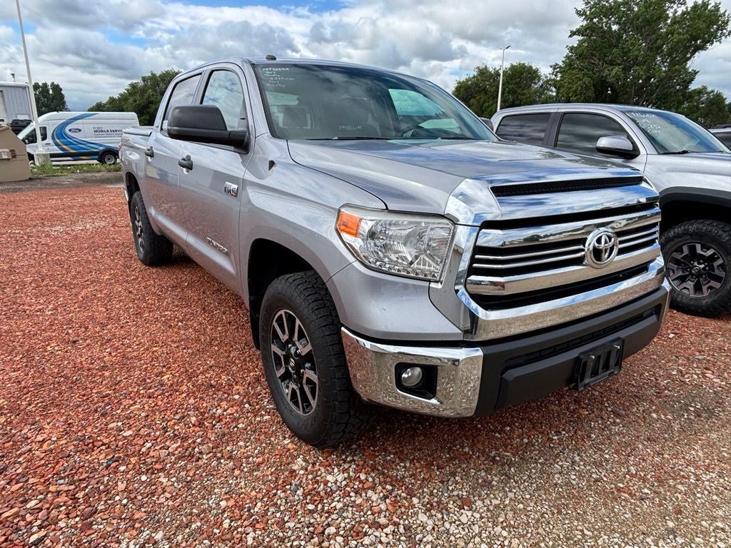 2017 Toyota Tundra SR5 5.7L V8
