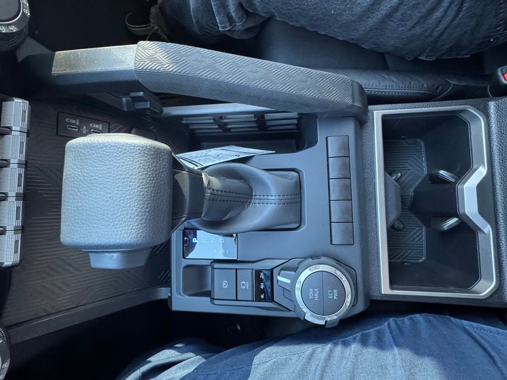 2026 Toyota Tacoma SR5 - Photo 28