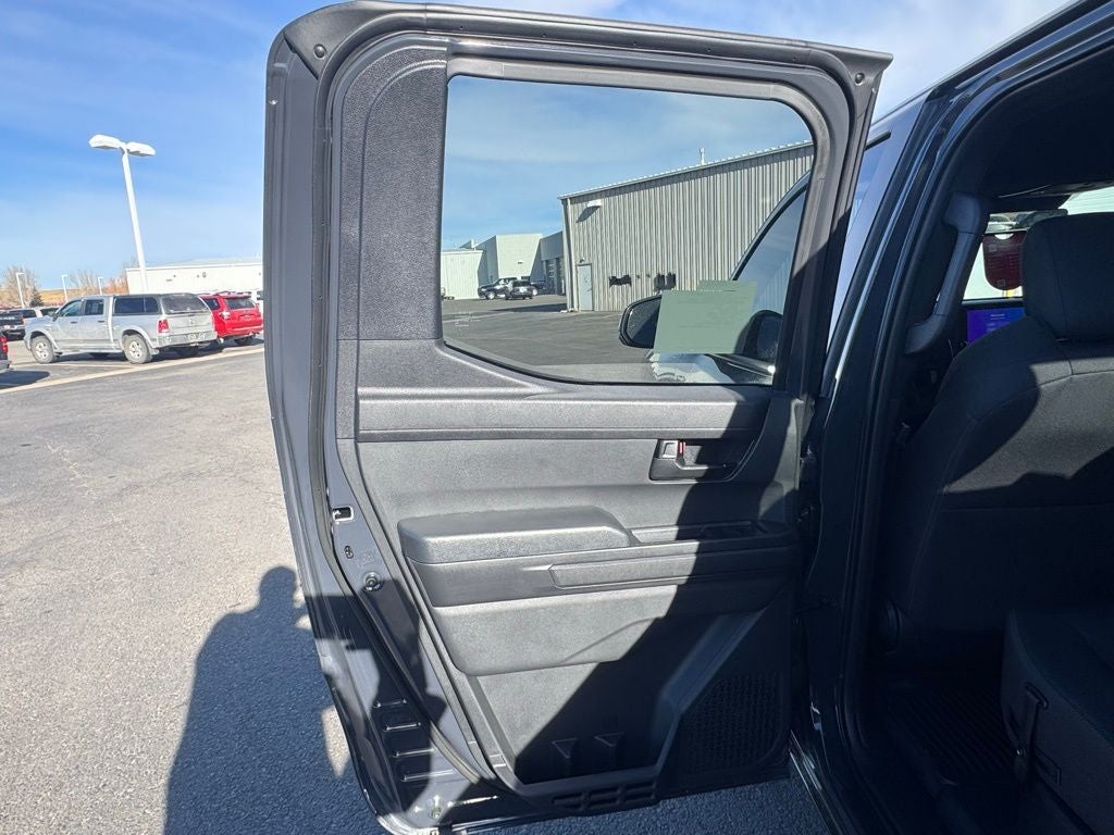 2026 Toyota Tacoma SR5 - Photo 32