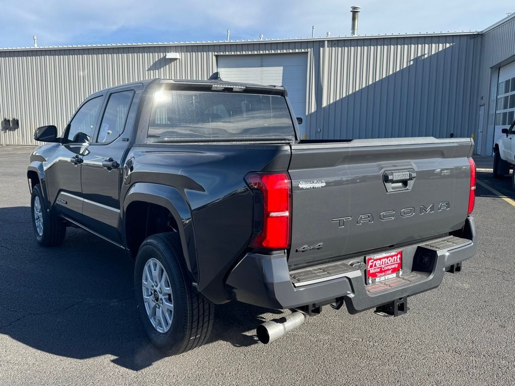 2026 Toyota Tacoma SR5 - Photo 6