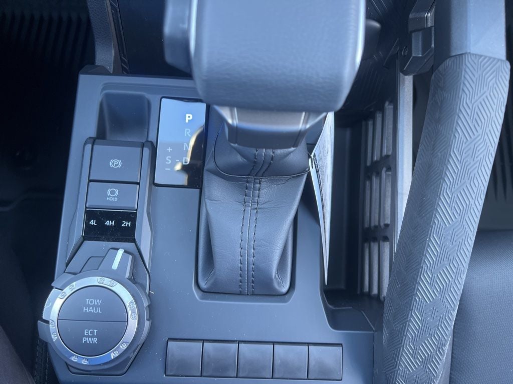 2026 Toyota Tacoma SR5 - Photo 25