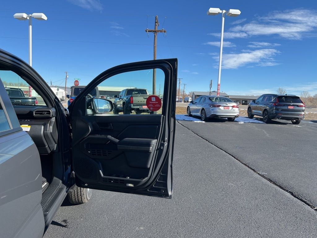 2026 Toyota Tacoma SR5 - Photo 39