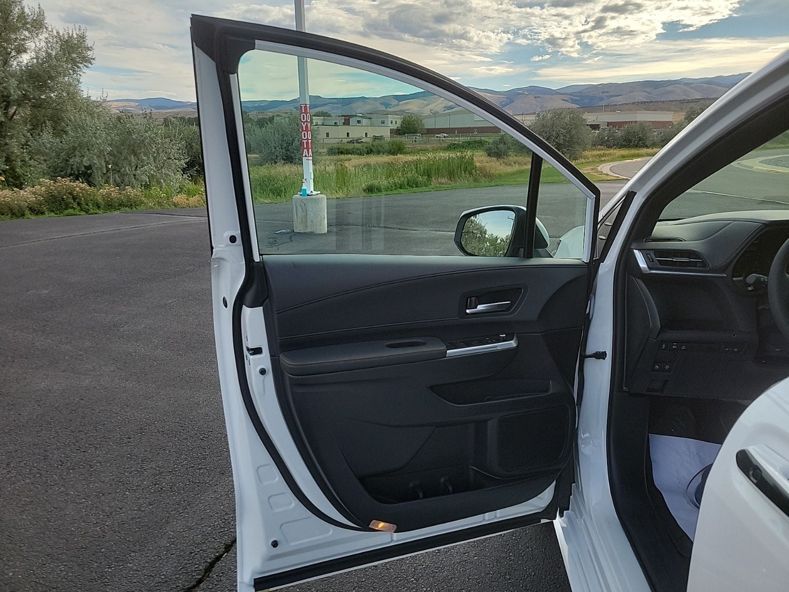 2026 Toyota Sienna Base