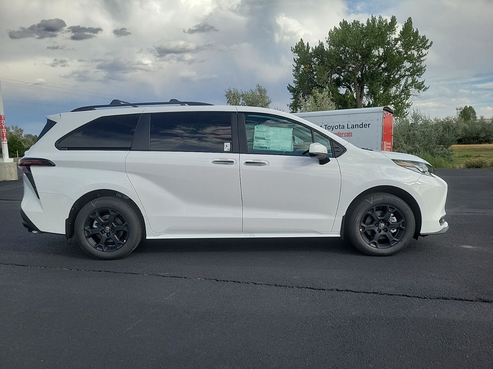 2026 Toyota Sienna Base