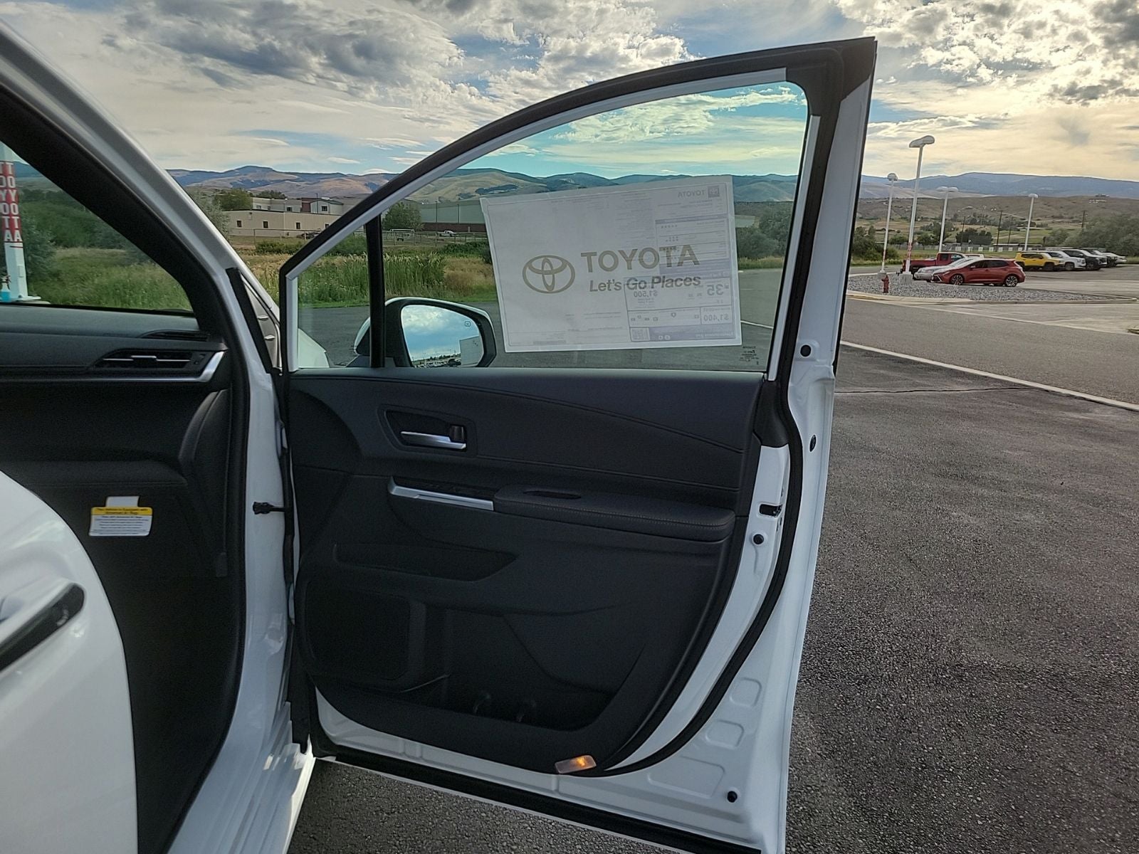 2026 Toyota Sienna Base