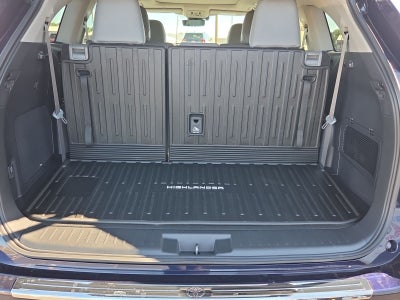 2026 Toyota Highlander Hybrid Platinum