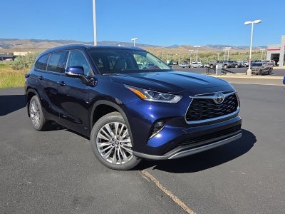 2026 Toyota Highlander Hybrid Platinum